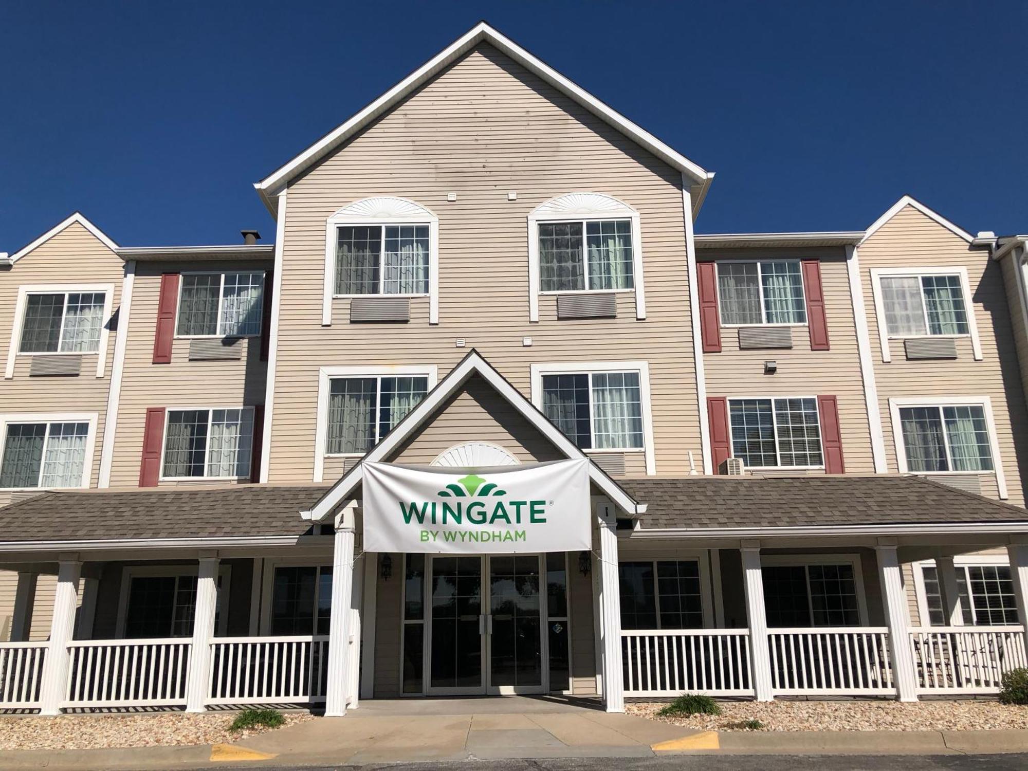 Best Western Worlds Of Fun Kansas City Exterior photo